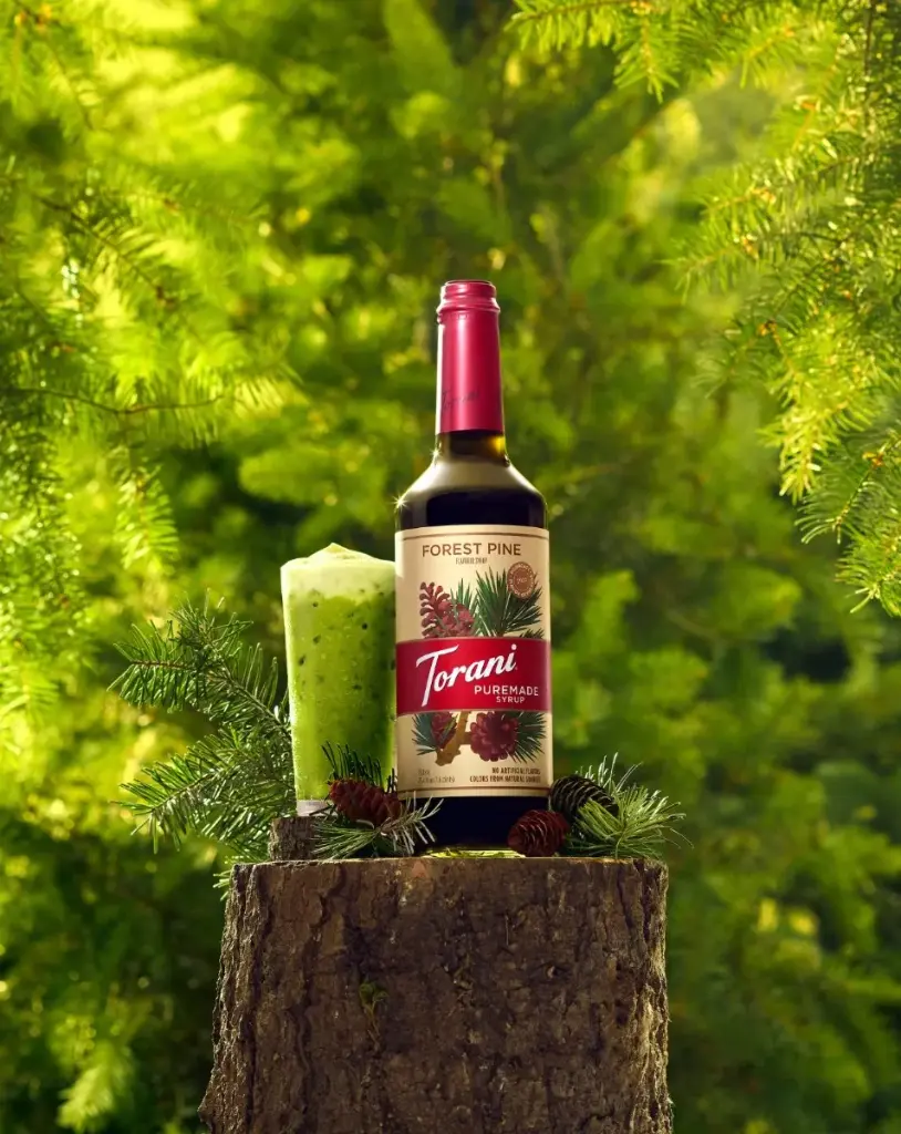 301572_puremadeforestpine750ml_lifestyeimage2.webp